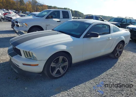 2007 Ford Mustang V6 Deluxe/V6 Premium from USA, damaged, VIN 1ZVFT80N175212976